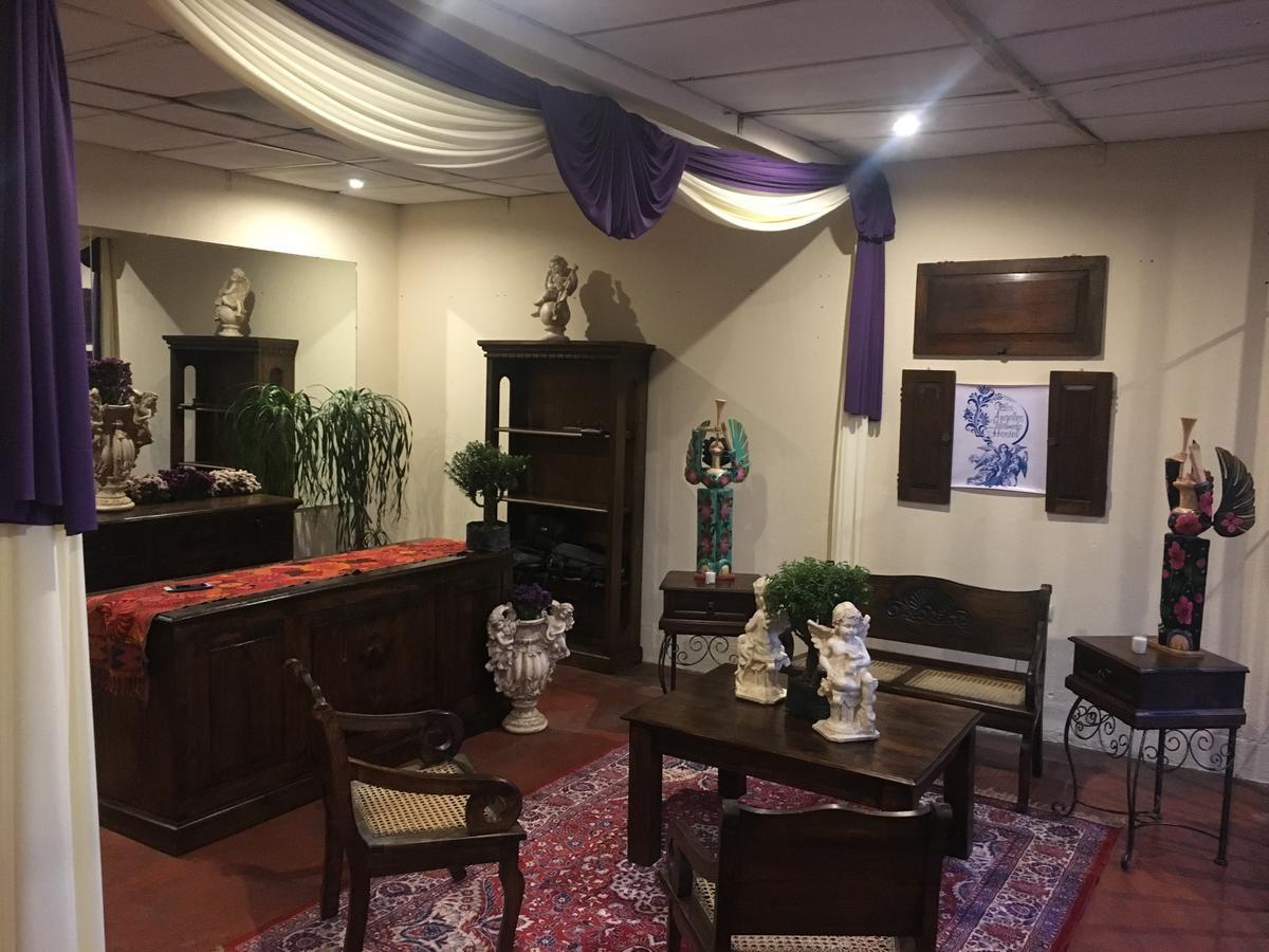 Los Angeles De La Alameda, Hostel Antigua Exteriör bild